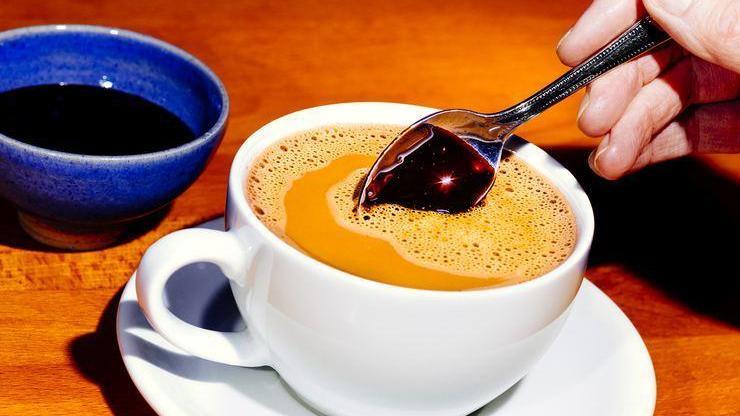 Pekmezli süt neye iyi gelir? - Kapak Görseli