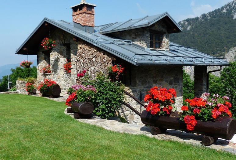 Rüyada yazlık ev bakmak ne anlama gelir? - Kapak Görseli