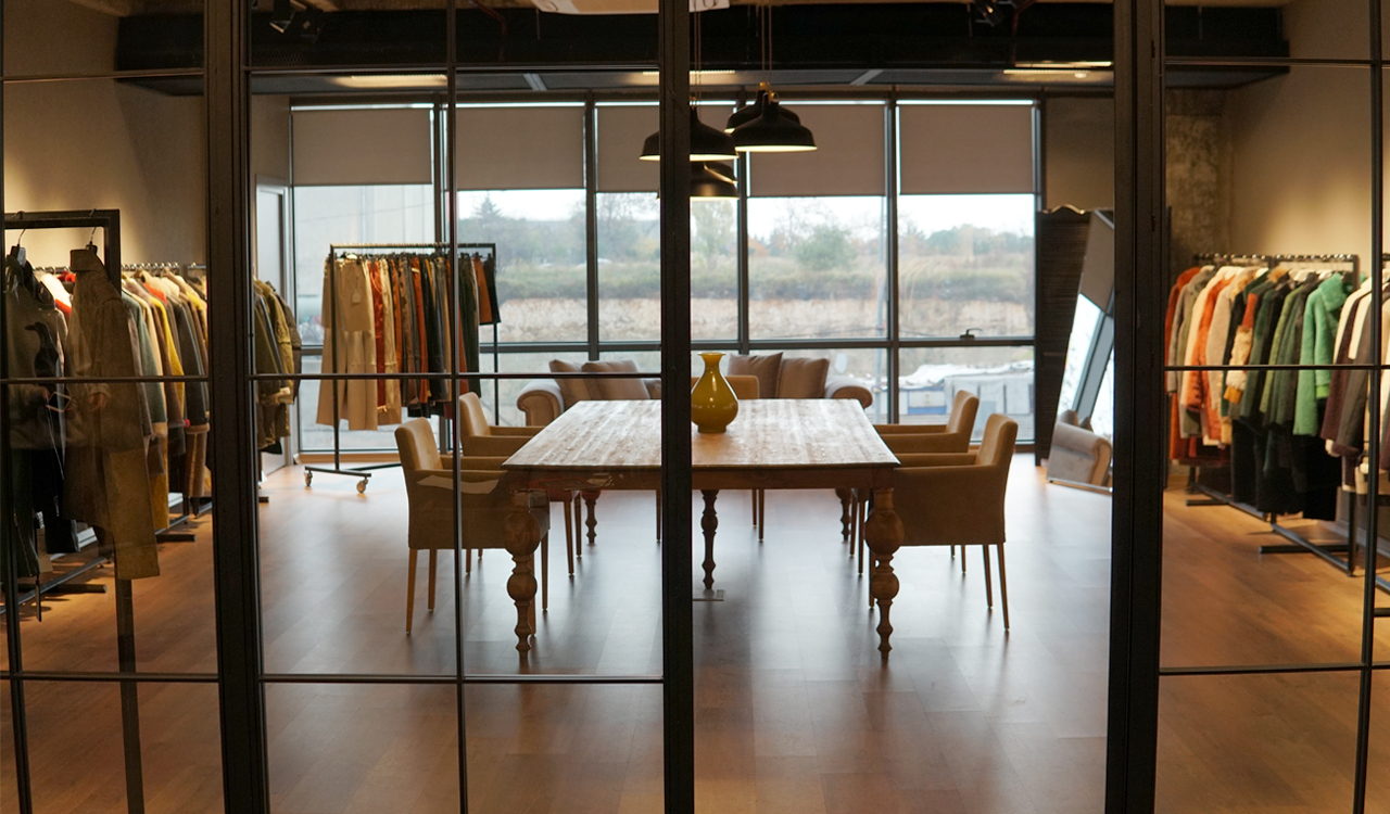 Bilkon deri kimin? - Kapak Görseli